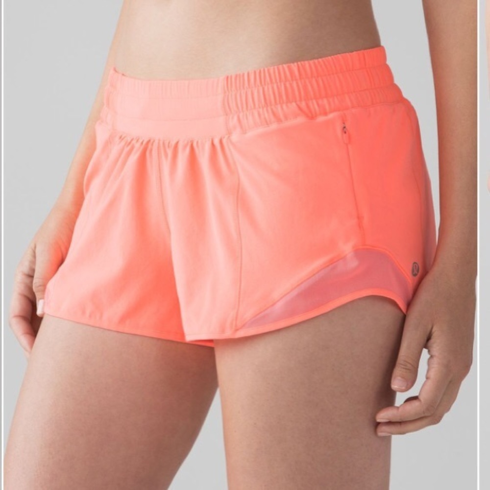 lululemon hotty hot shorts 2.5